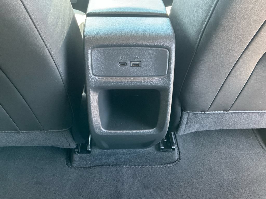 Used 2024 Chevrolet Trax LT w/ Driver Confidence Package FWD image 16