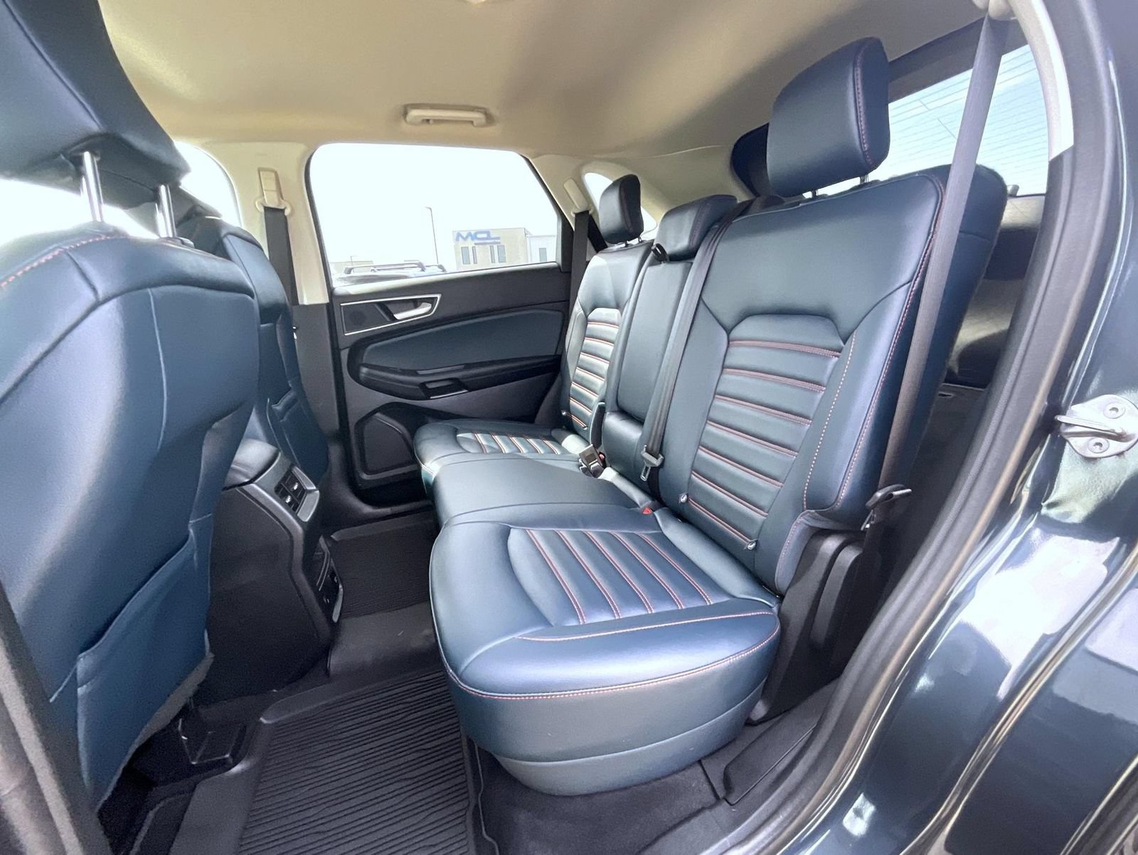 Used 2024 Ford Edge SEL w/ Sport Appearance Package AWD/4WD image 19