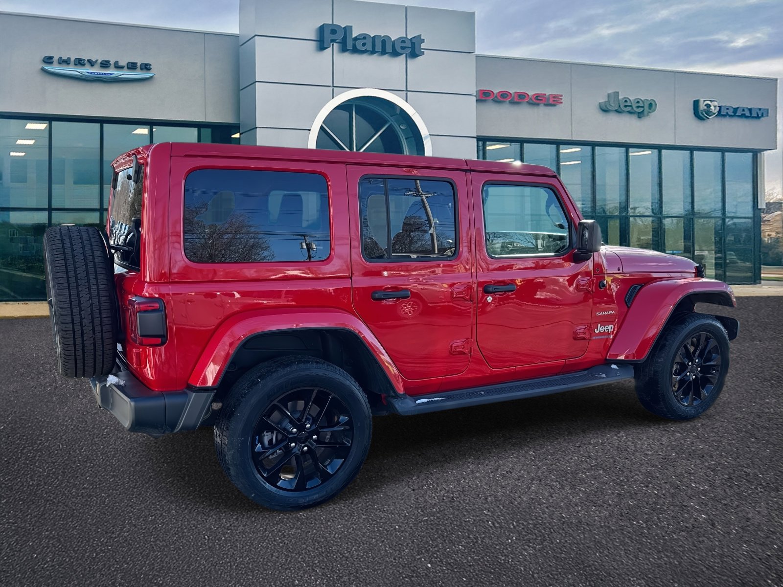 Used 2023 Jeep Wrangler Unlimited Sahara w/ Cold Weather Group image 2