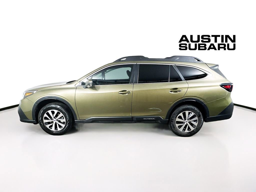 Used 2022 Subaru Outback Premium image 4