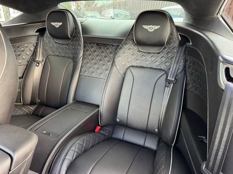 Used 2022 Bentley Continental GT image 19