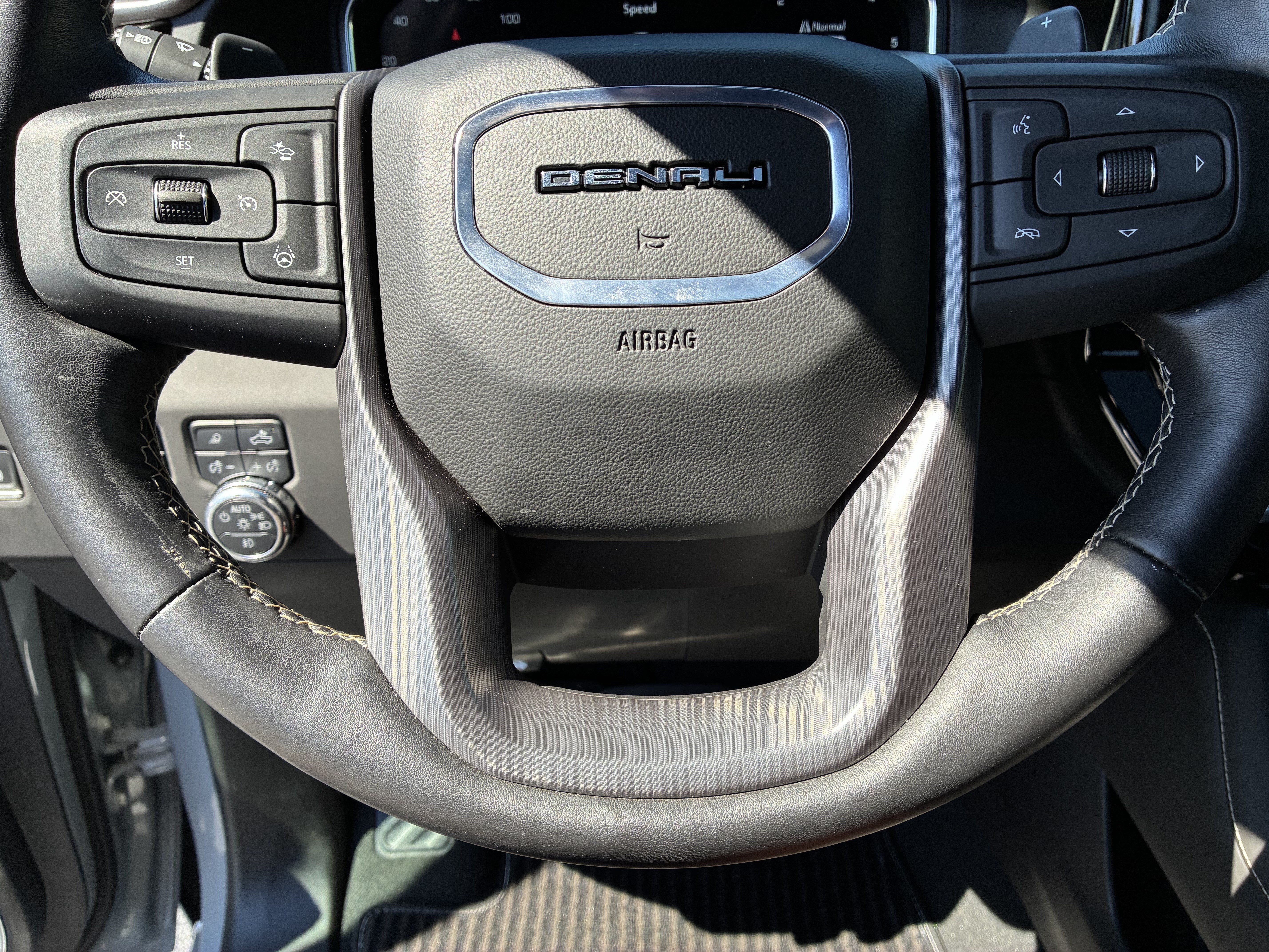 Used 2025 GMC Sierra 1500 Denali Ultimate AWD/4WD image 33