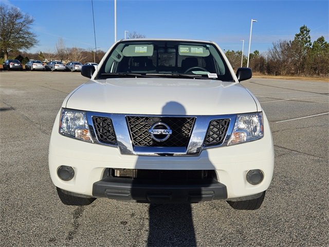 Used 2019 Nissan Frontier SV image 2