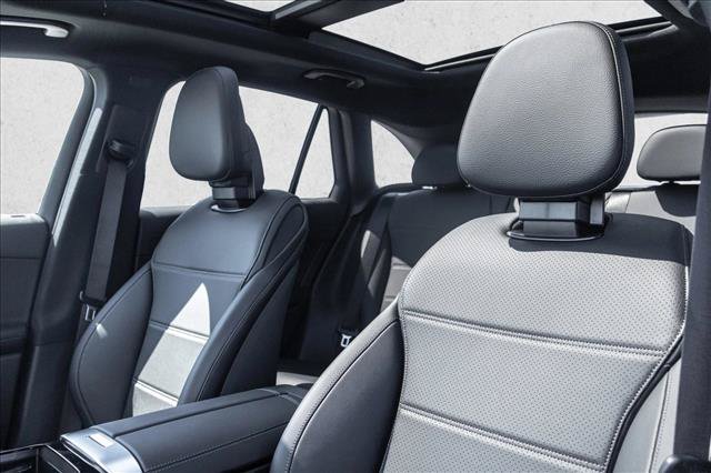 New 2026 Mercedes-Benz GLC 300 4MATIC image 23