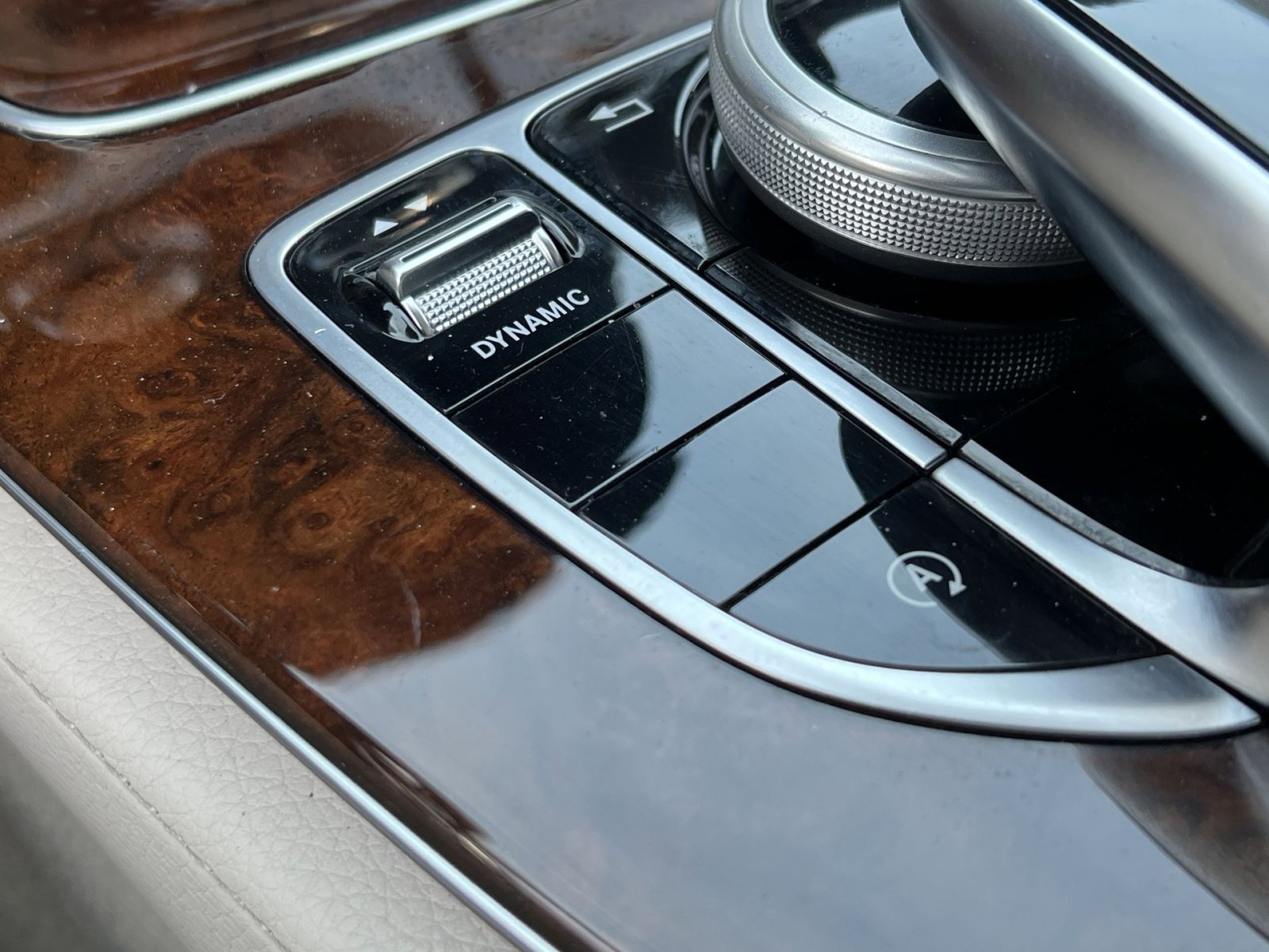 Used 2020 Mercedes-Benz E 350 4MATIC Sedan image 33