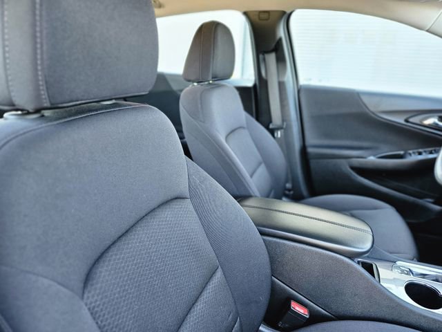 Used 2023 Chevrolet Malibu LT image 14