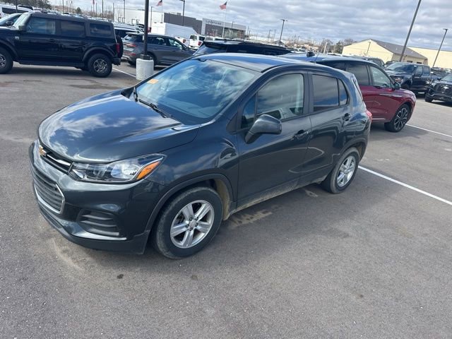 Used 2019 Chevrolet Trax LS w/ Tint and Cruise Package image 1