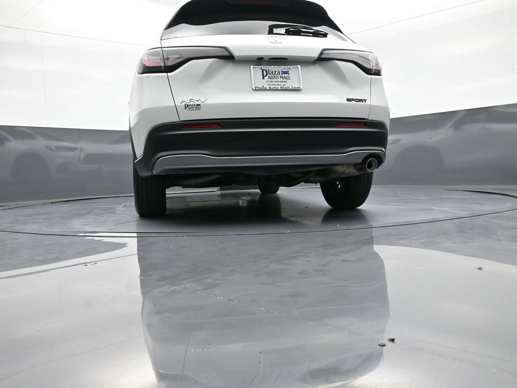 Certified 2025 Honda HR-V Sport image 29