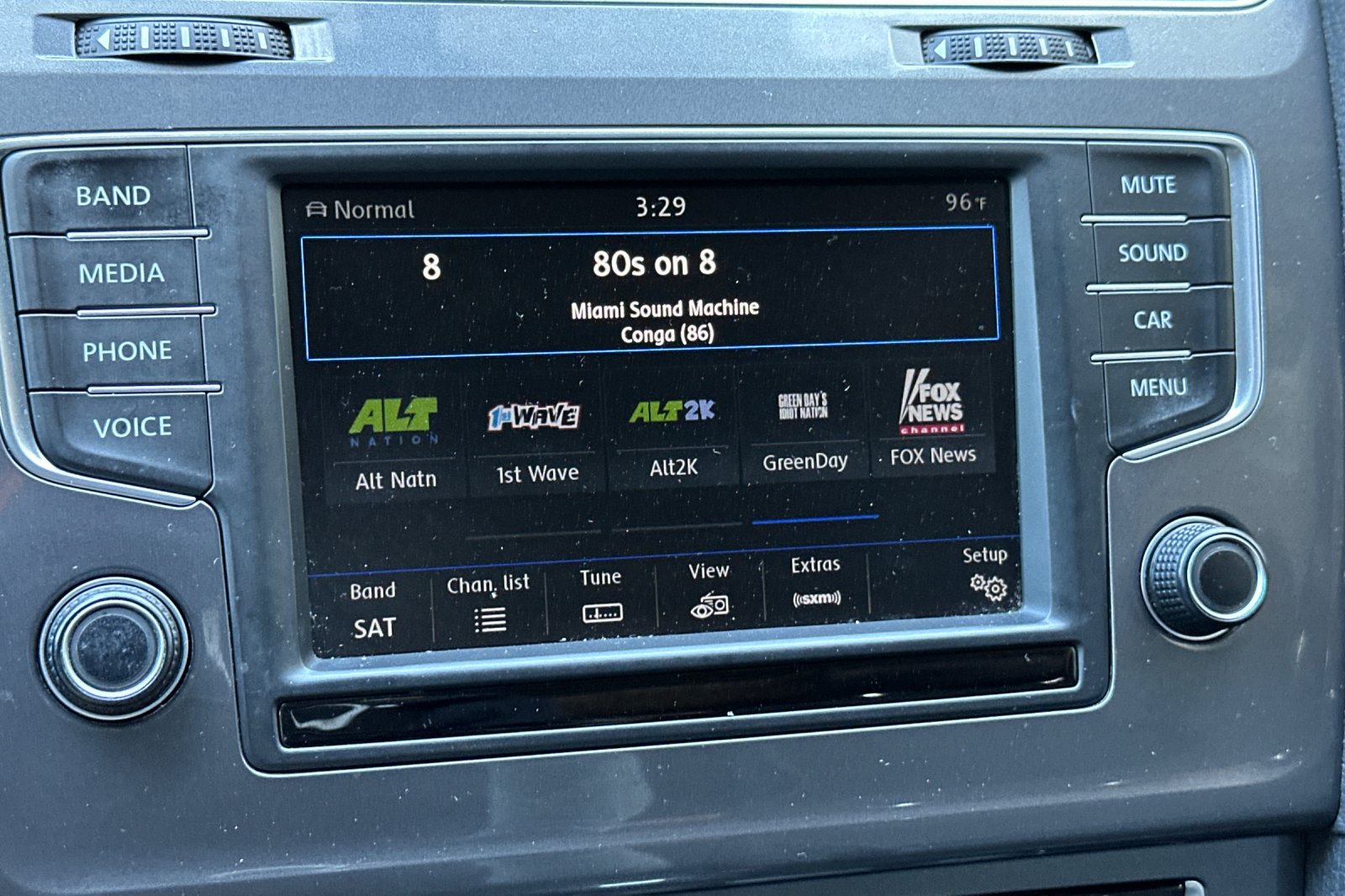 Used 2017 Volkswagen Golf Alltrack AWD/4WD image 18