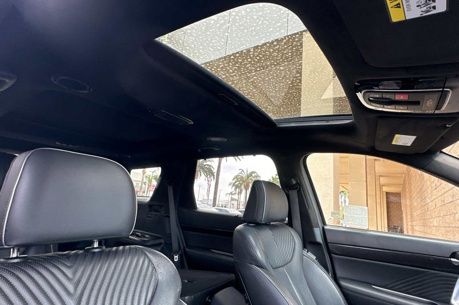 Used 2023 Hyundai Palisade Calligraphy image 19