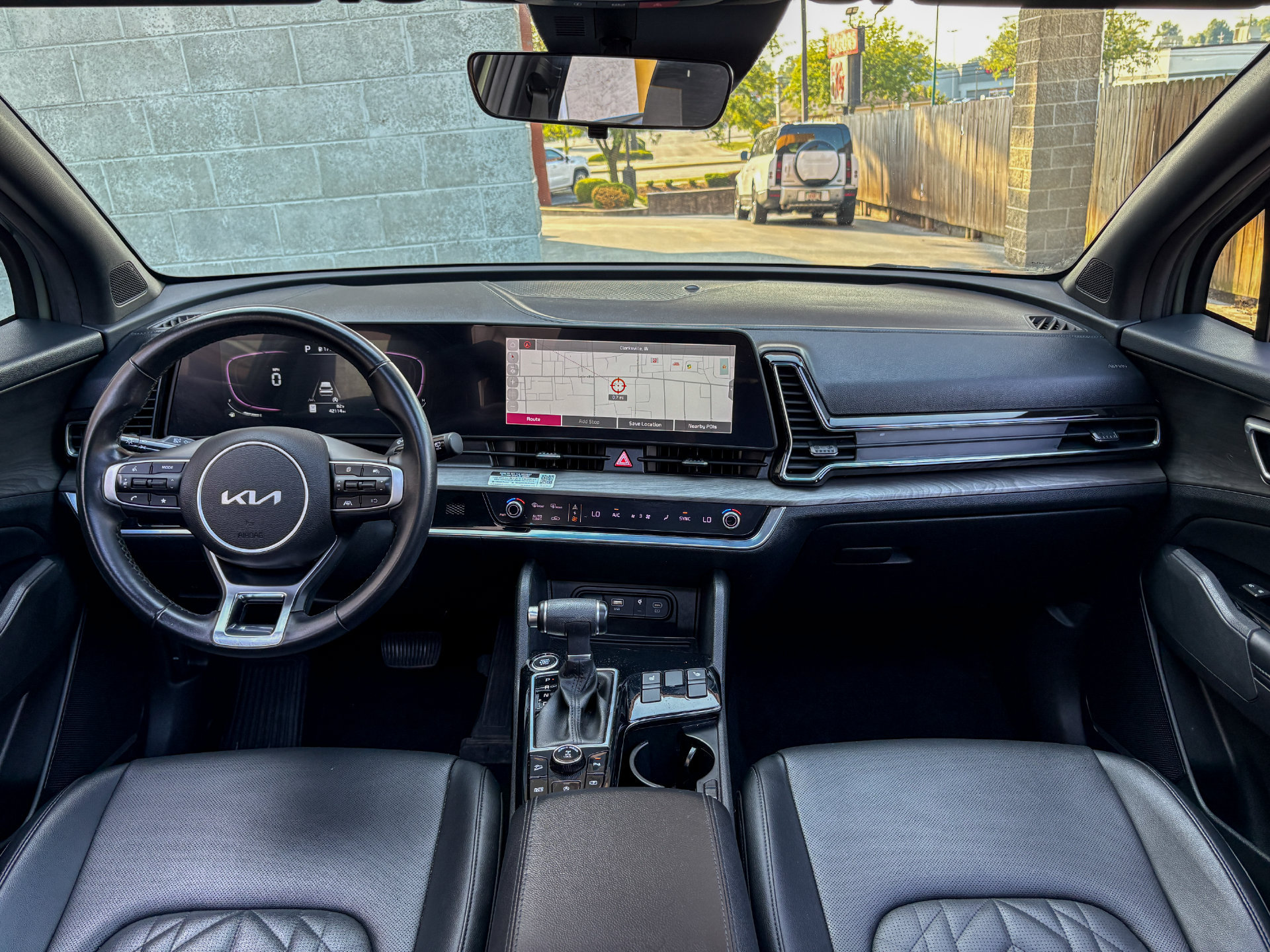 Used 2023 Kia Sportage X-Line w/ X-Line Premium Package AWD/4WD image 29