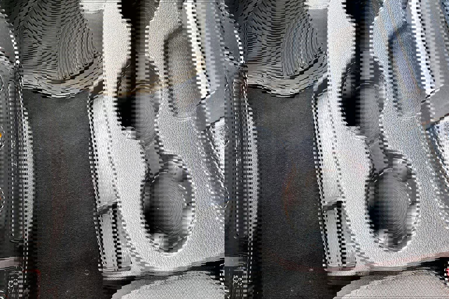 Used 2021 RAM 1500 Classic SLT image 15