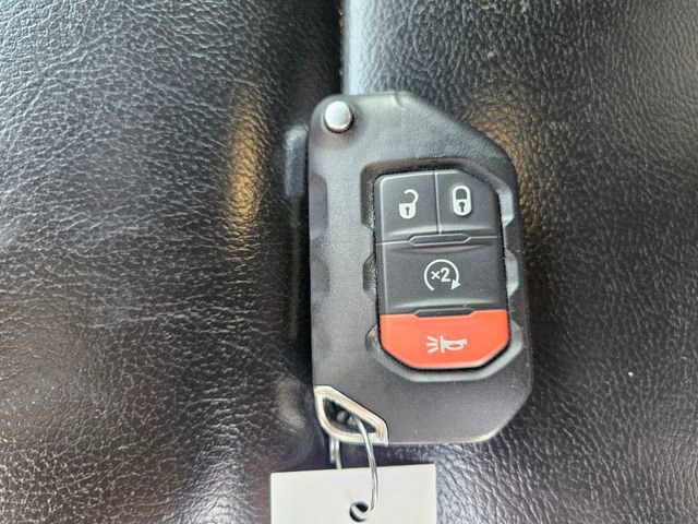 Used 2020 Jeep Gladiator Rubicon AWD/4WD image 29