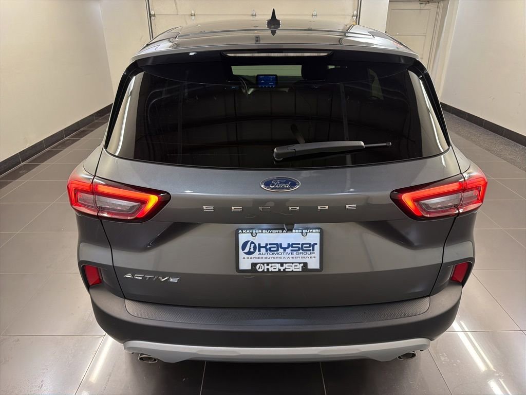 Certified 2024 Ford Escape Active w/ Cold Weather Package FWD image 5