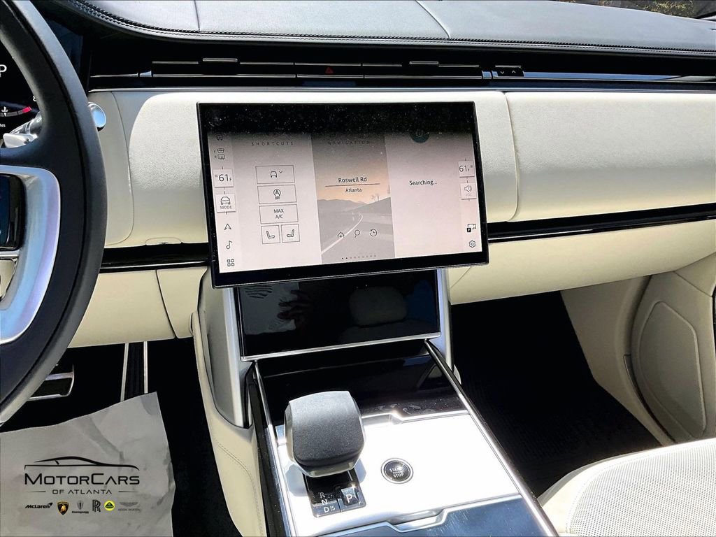 Used 2024 Land Rover Range Rover SE image 8