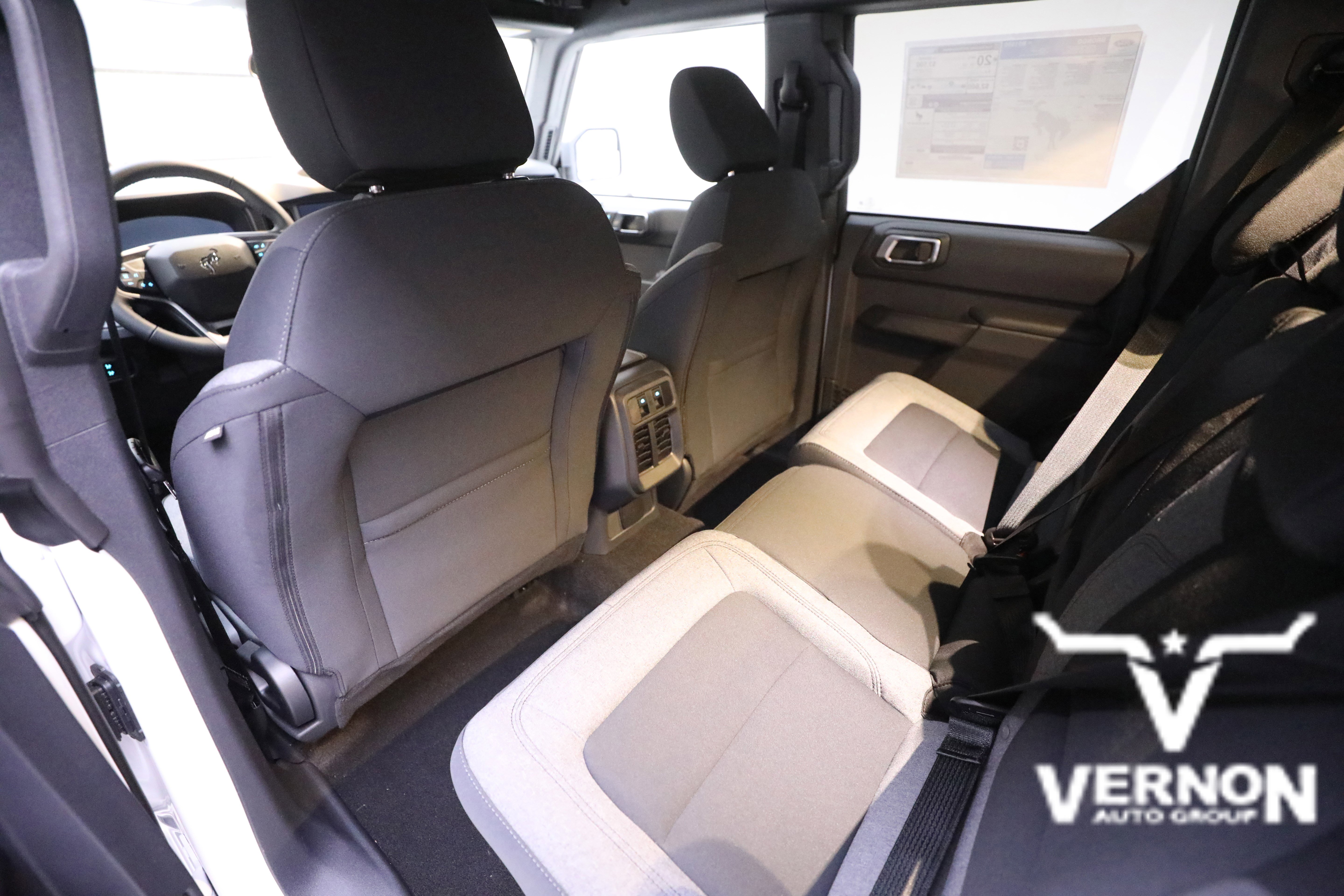 New 2025 Ford Bronco Big Bend image 9