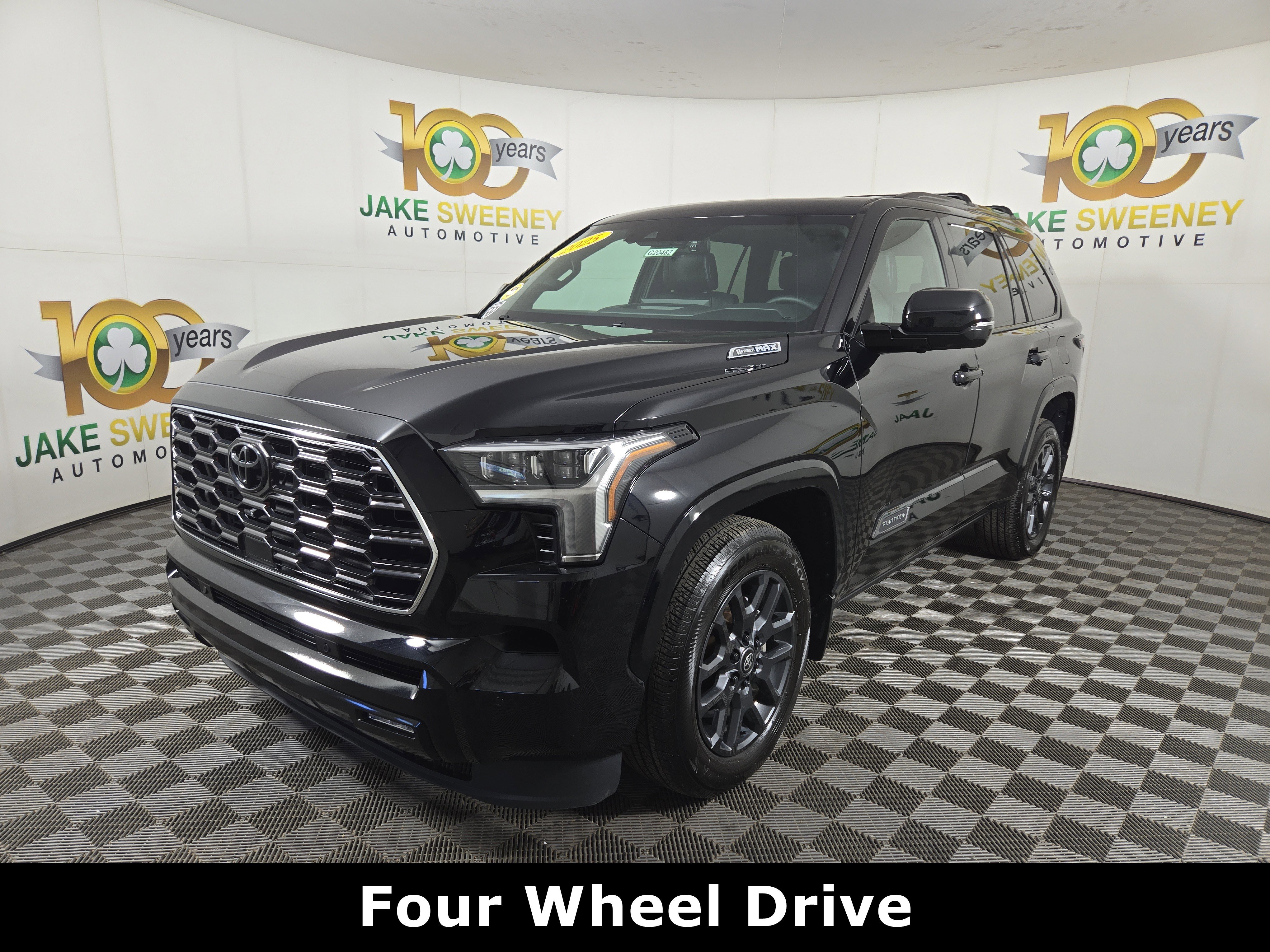 Used 2025 Toyota Sequoia Platinum w/ Tow Technology Package AWD/4WD image 3
