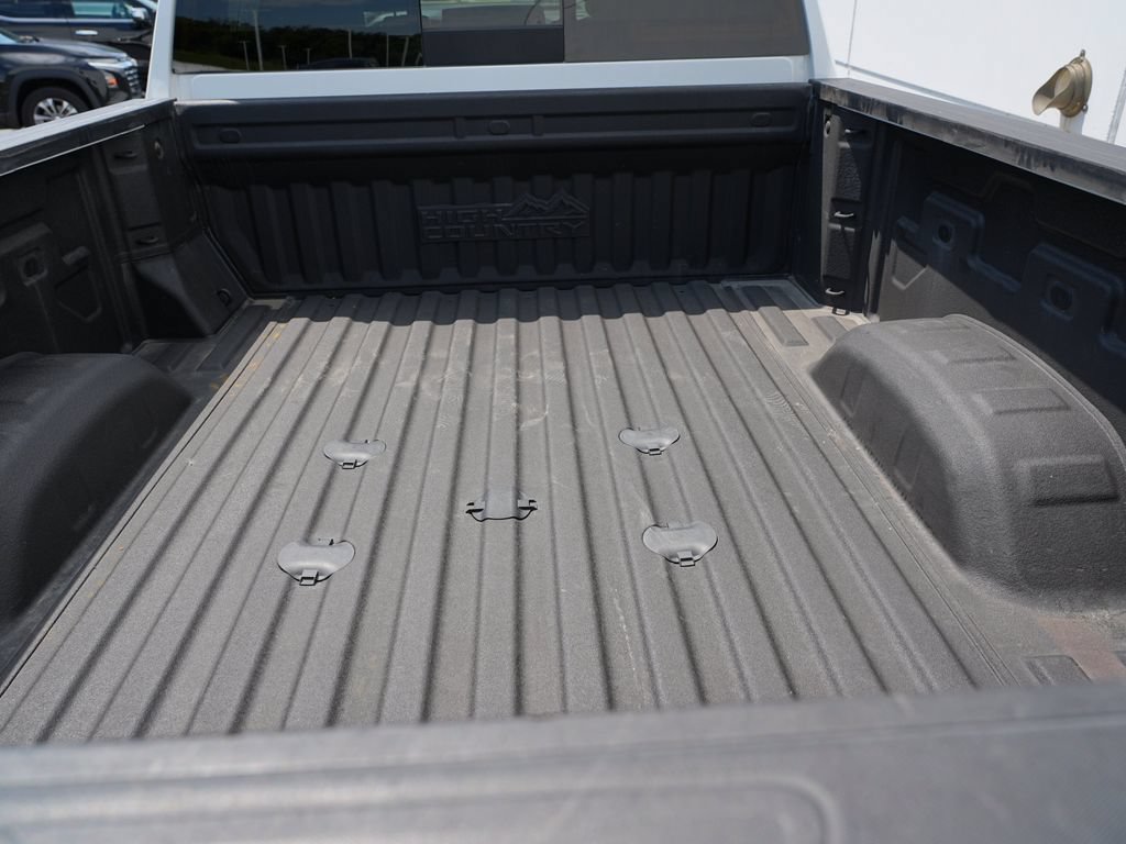 Certified 2022 Chevrolet Silverado 3500 High Country w/ Z71 Off-Road Package AWD/4WD image 27