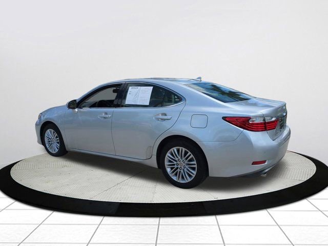 Used 2013 Lexus ES 350 w/ Luxury Pkg image 5