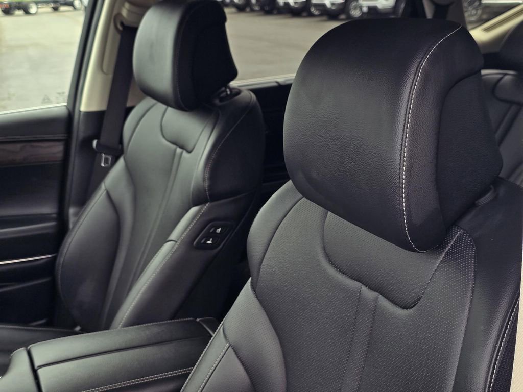 Used 2024 Genesis GV80 2.5T AWD/4WD image 26