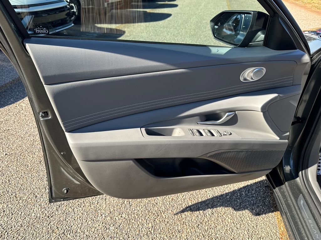 New 2026 Hyundai Elantra Sport image 10