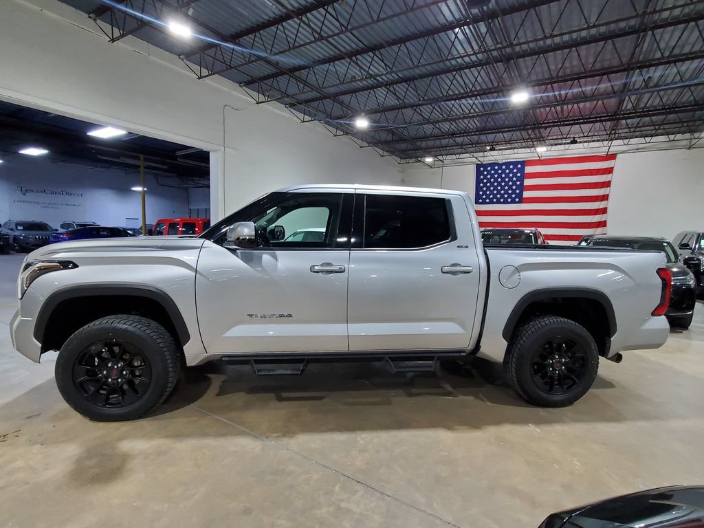 Used 2022 Toyota Tundra SR5 w/ Advanced Technology Package AWD/4WD image 13