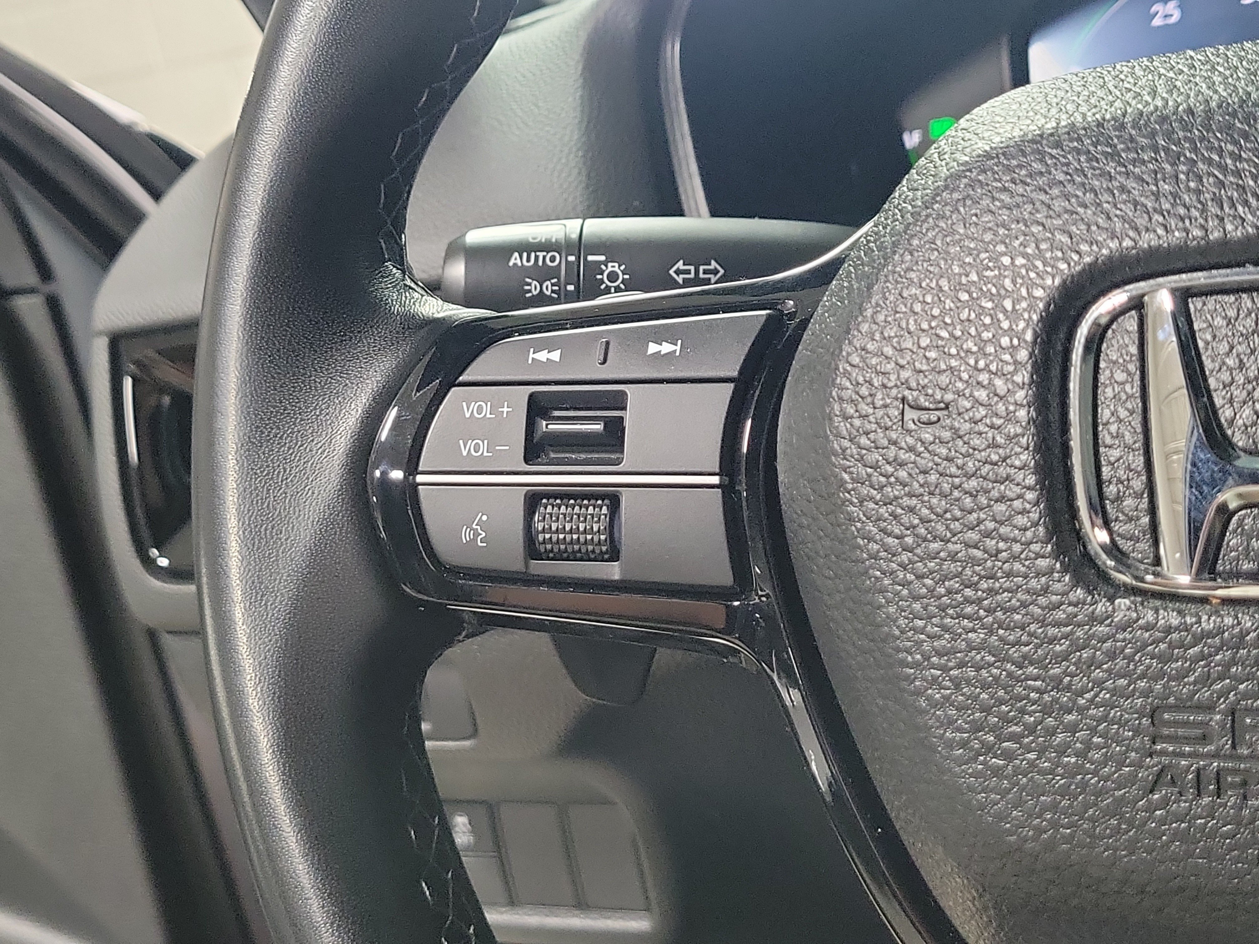 Used 2025 Honda Civic Sport Touring image 24