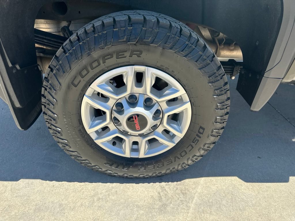 Certified 2022 GMC Sierra 2500 SLE w/ SLE Convenience Package AWD/4WD image 36