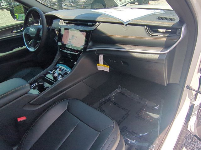 New 2026 Jeep Grand Cherokee Limited AWD/4WD image 37