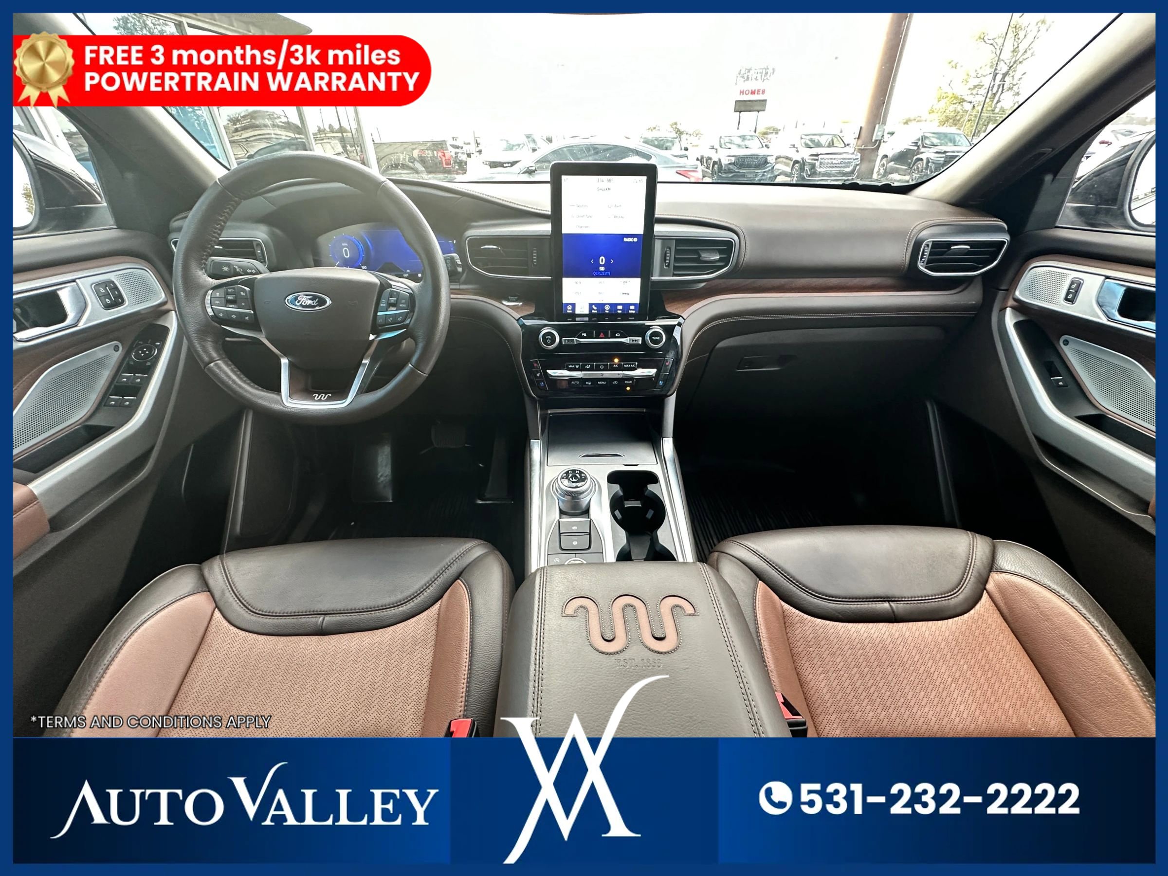 Used 2022 Ford Explorer King Ranch w/ Premium Technology Package image 35