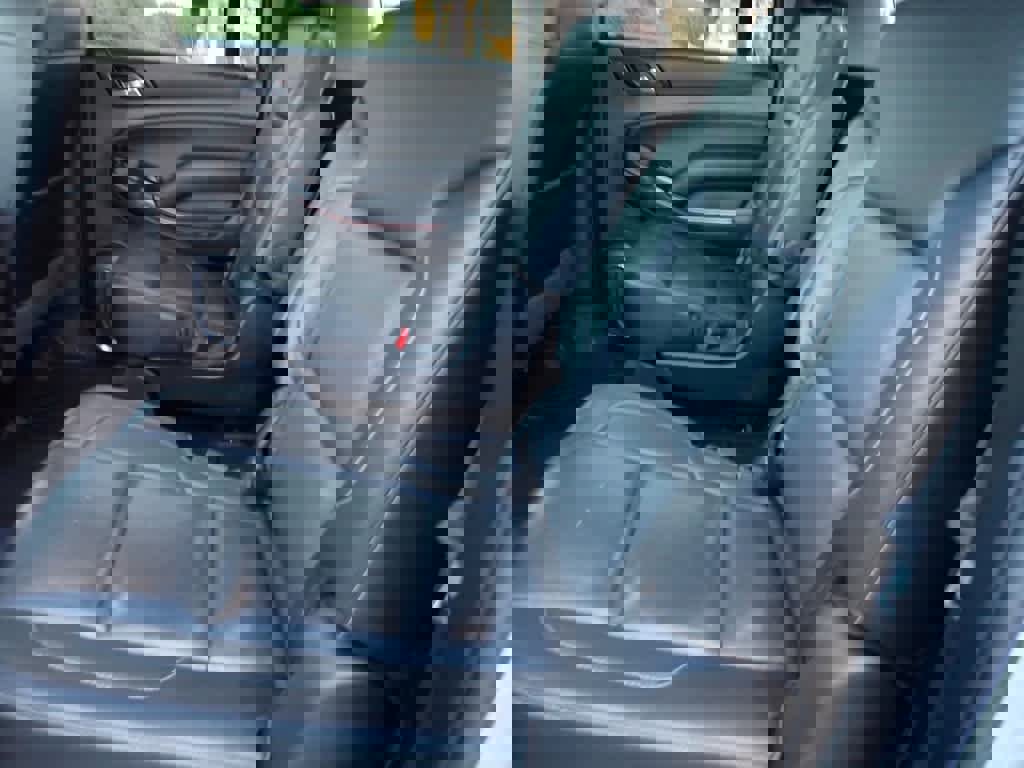 Used 2019 GMC Yukon XL SLT image 24