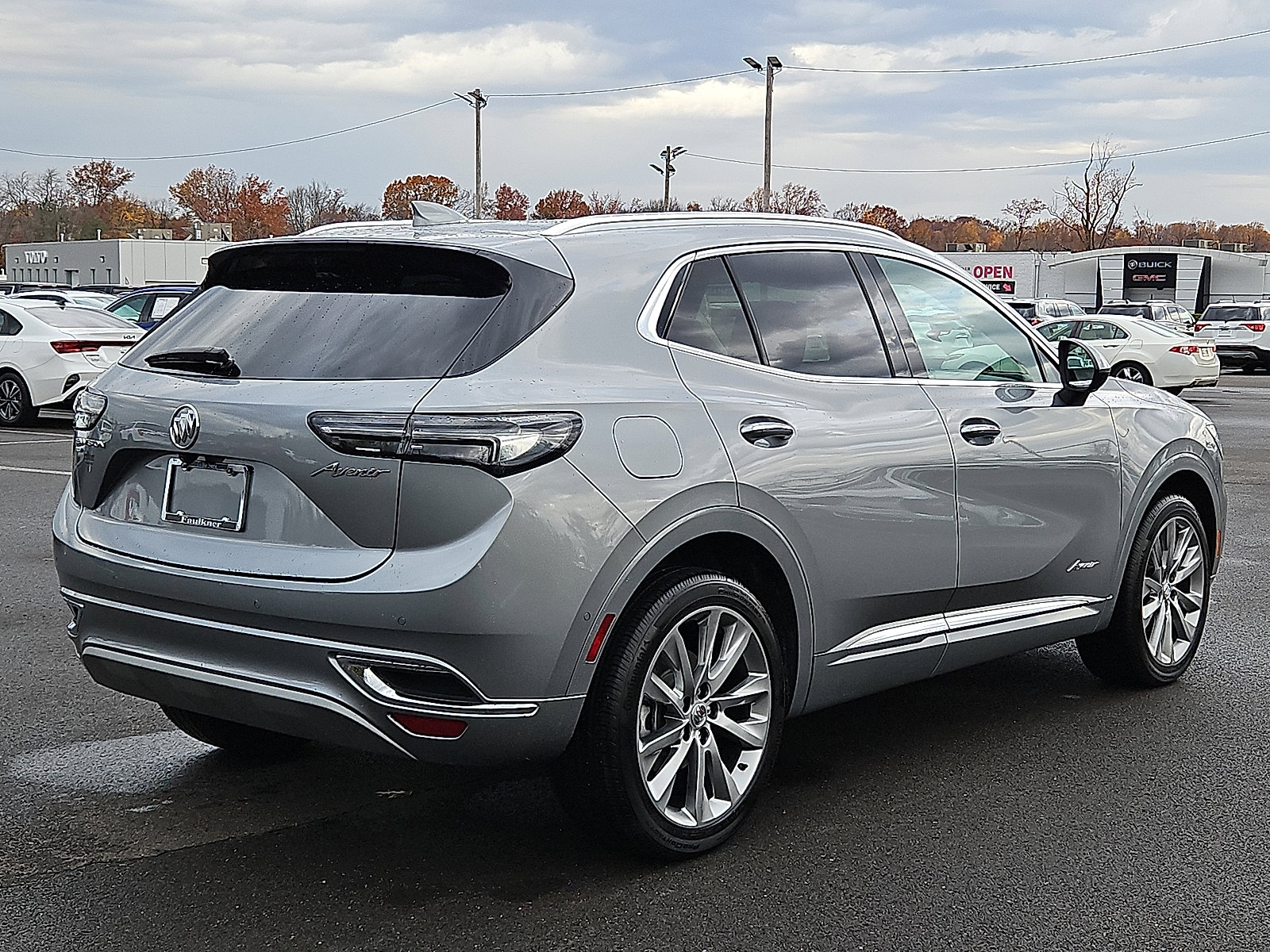 Certified 2023 Buick Envision Avenir image 6