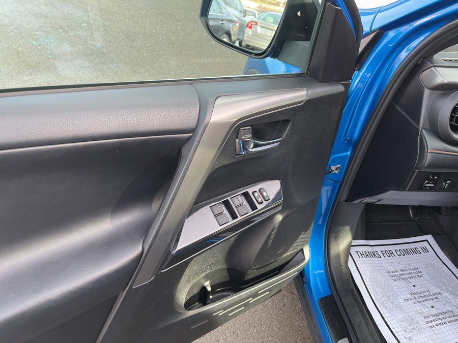 Used 2016 Toyota RAV4 SE AWD/4WD image 8