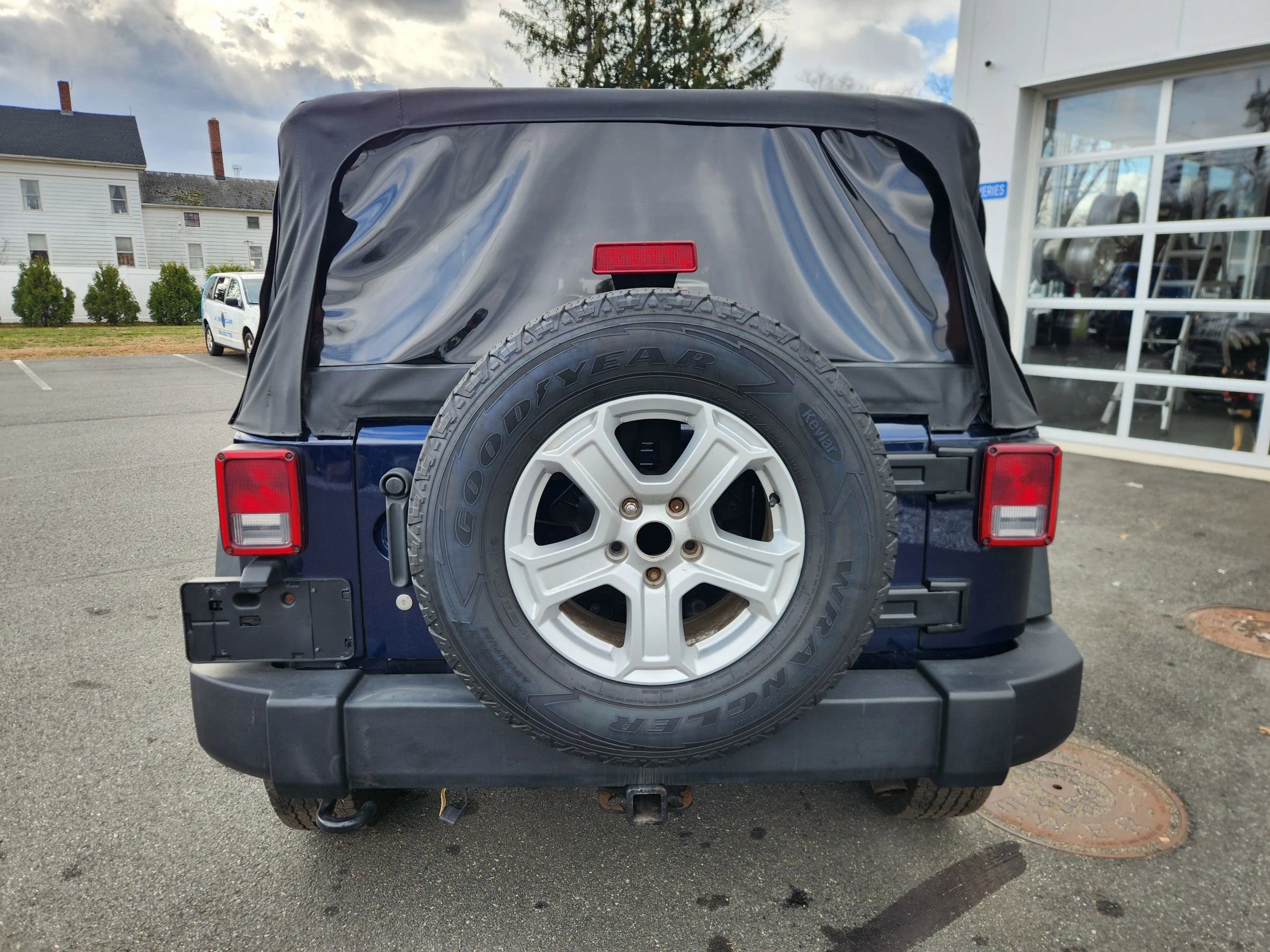 Used 2013 Jeep Wrangler Sport image 12