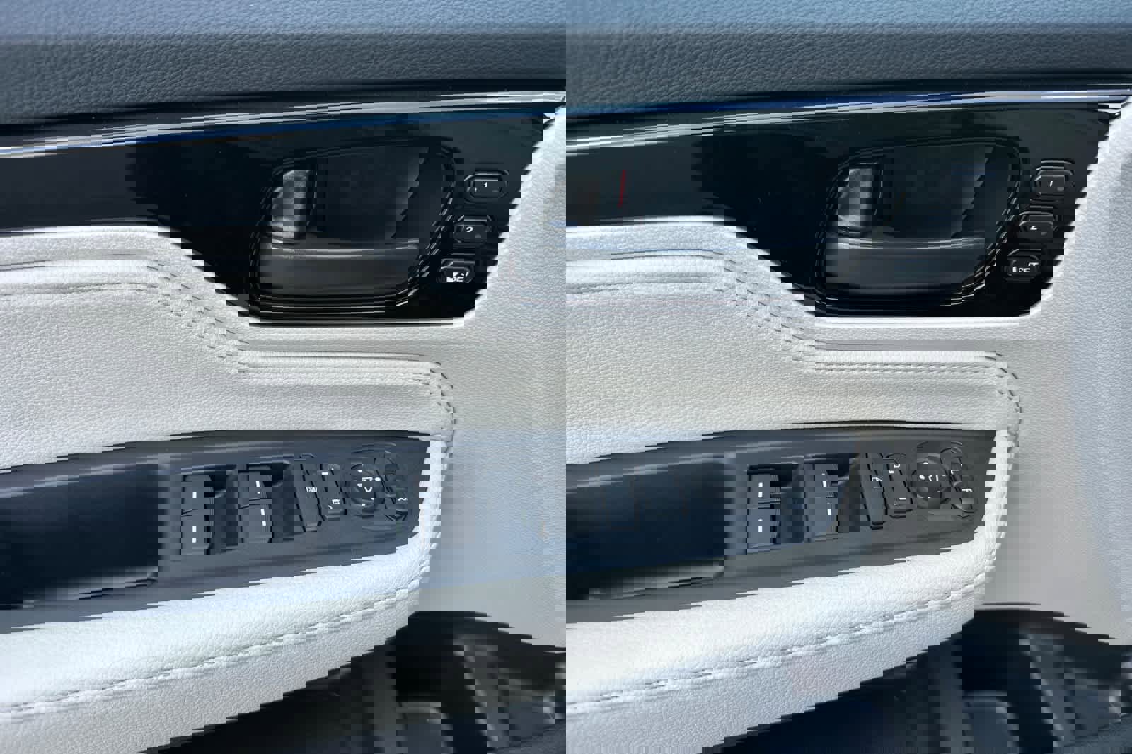 New 2026 Honda Odyssey Touring image 10