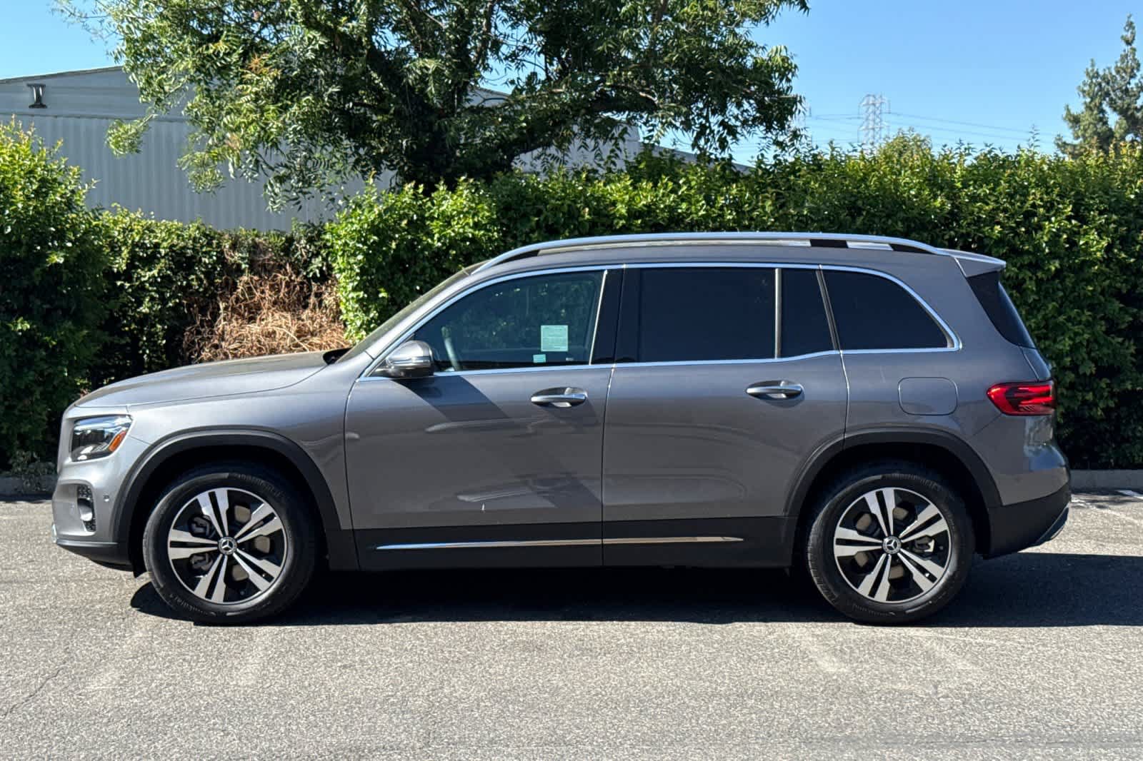 New 2026 Mercedes-Benz GLB 250 image 6