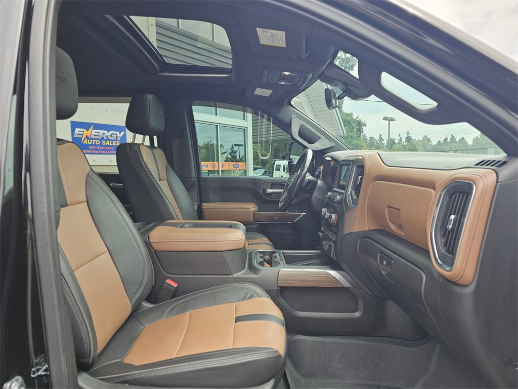 Used 2022 Chevrolet Silverado 2500 High Country w/ Z71 Off-Road Package image 11