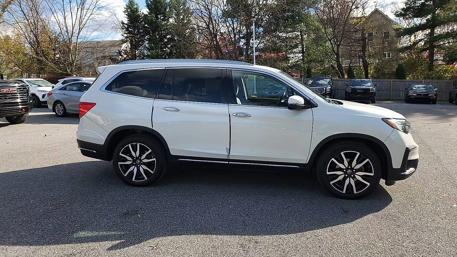 Used 2019 Honda Pilot Elite image 9