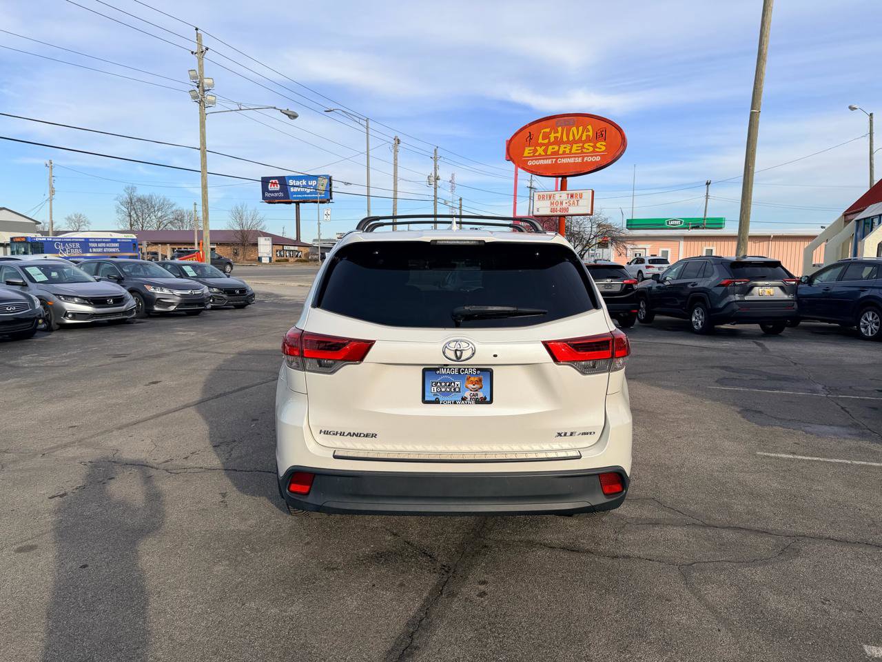 Used 2019 Toyota Highlander XLE w/ Protection Package #3 image 9
