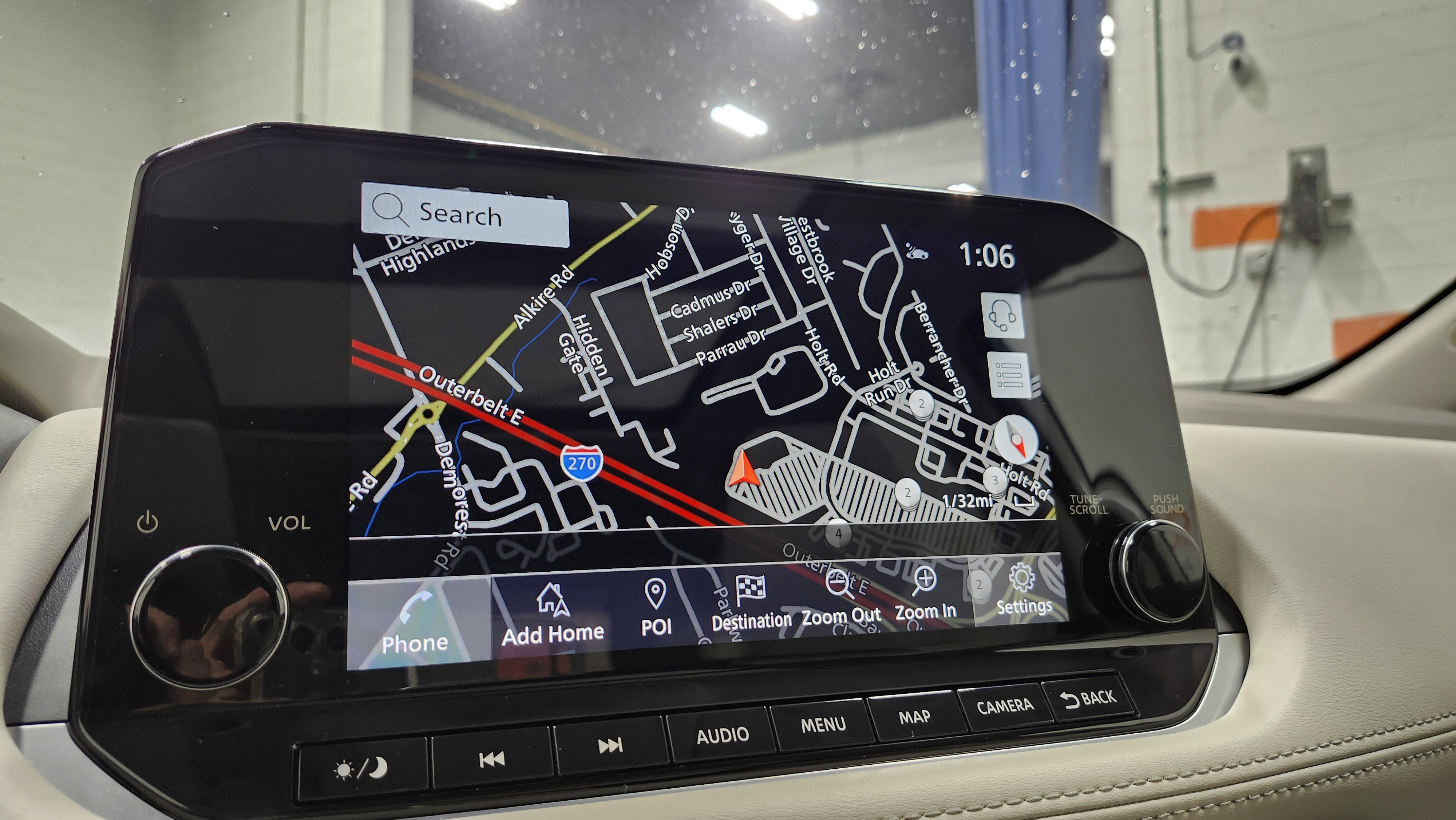 Used 2023 Nissan Rogue SL w/ SL Premium Package image 4