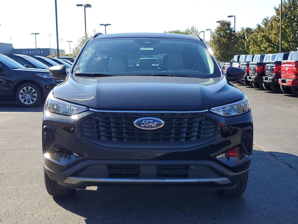 New 2026 Ford Escape Active w/ Active Premium Tech Pack image 2