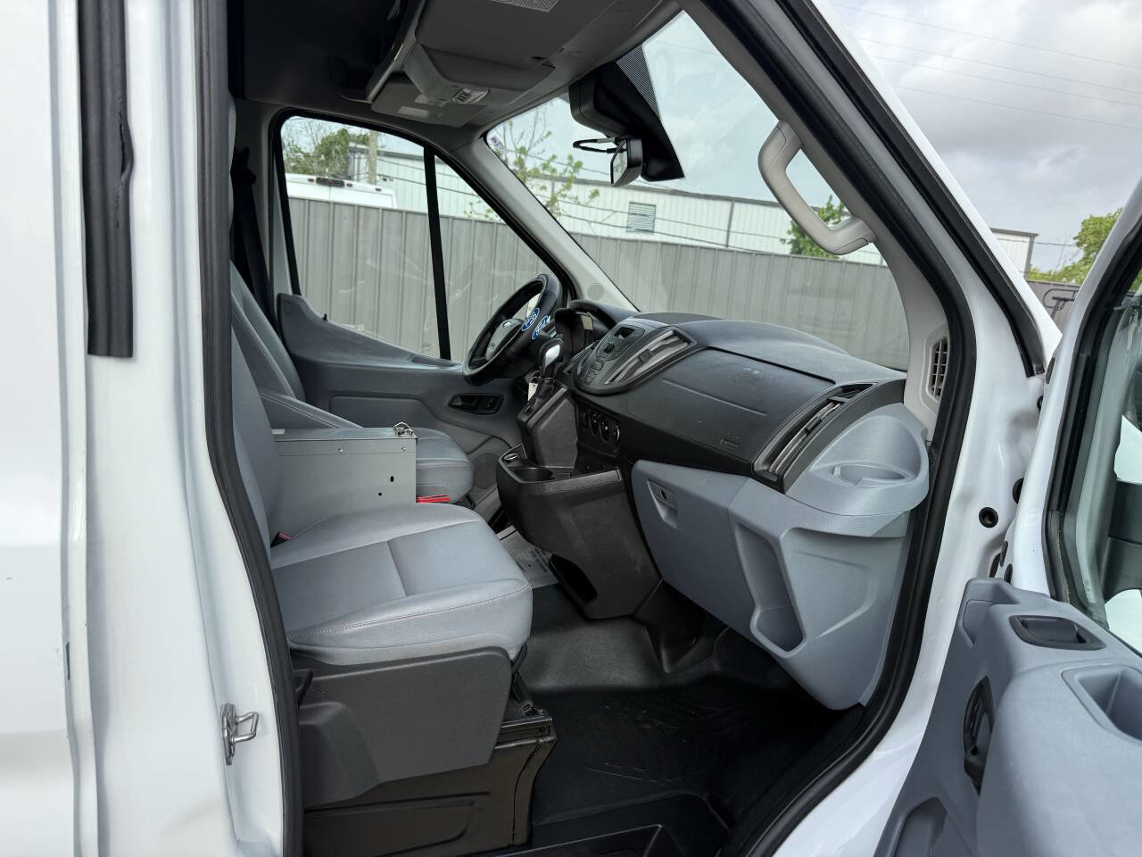 Used 2018 Ford Transit 350 148 Medium Roof RWD image 10