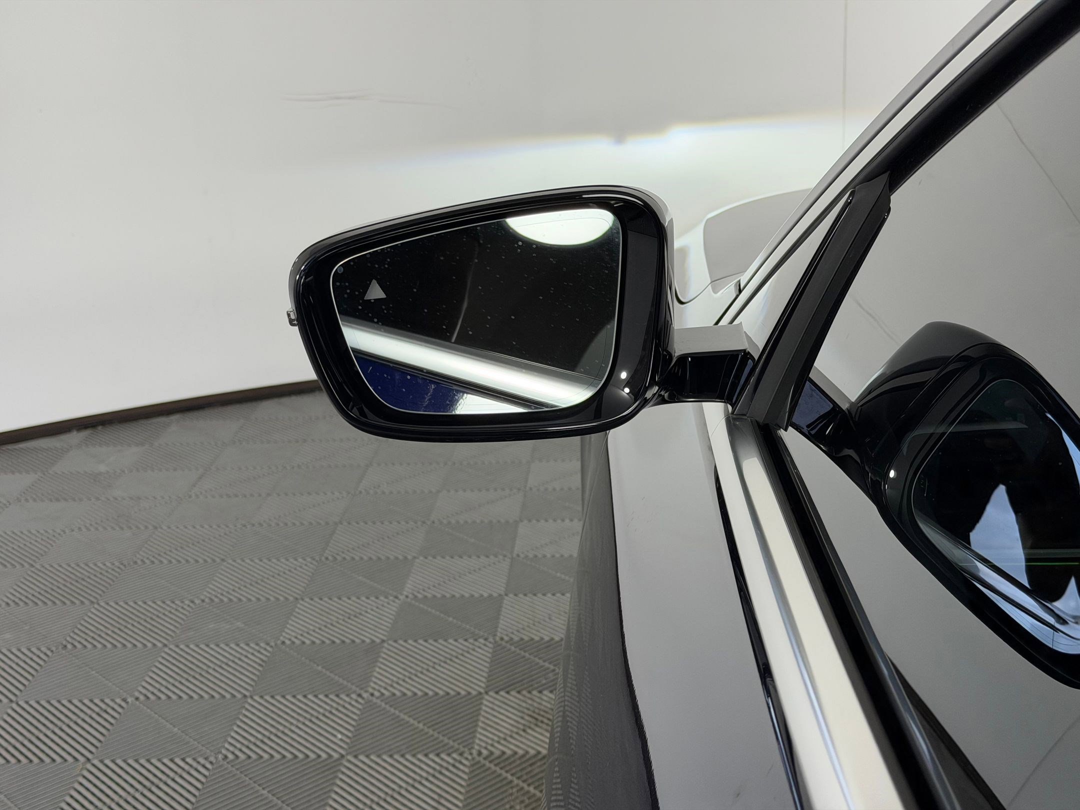 Certified 2024 BMW 430i Coupe w/ Premium Package image 21