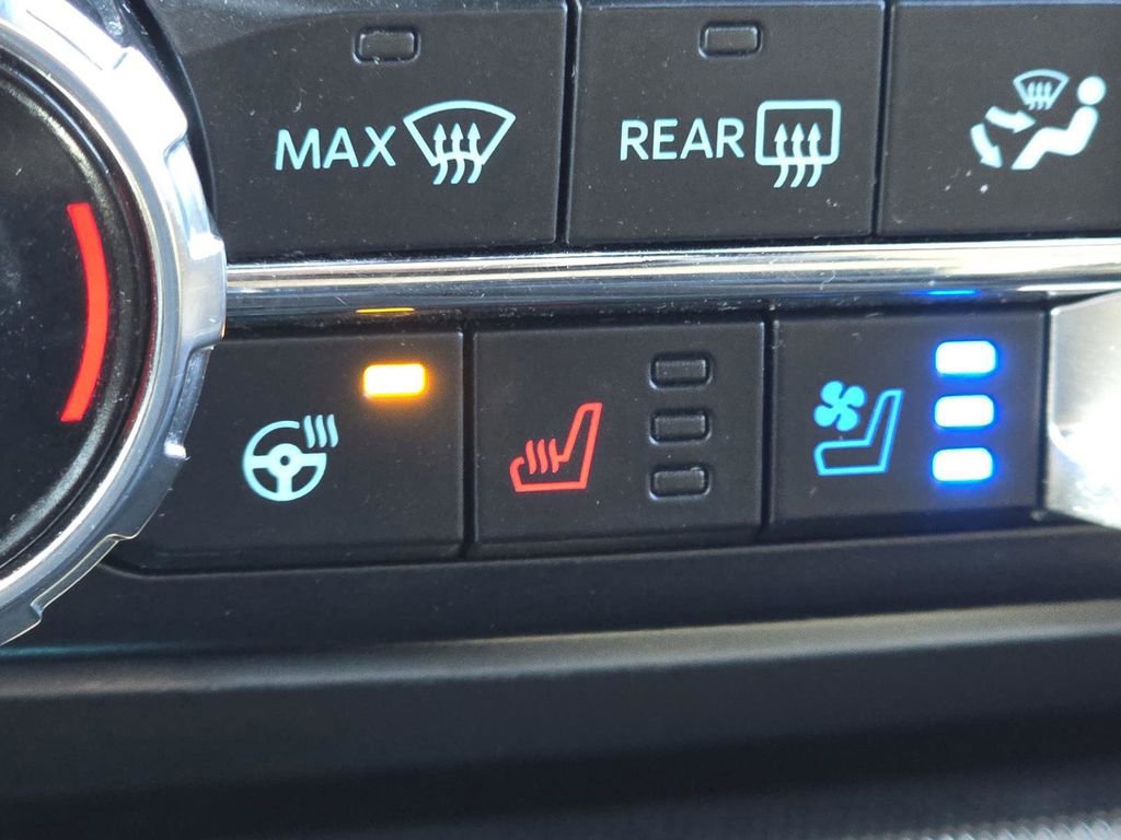 Used 2021 Ford F150 Lariat w/ Equipment Group 502A High image 8