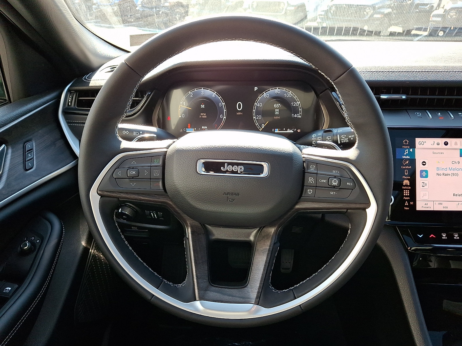 New 2027 Jeep Grand Cherokee Limited AWD/4WD image 15
