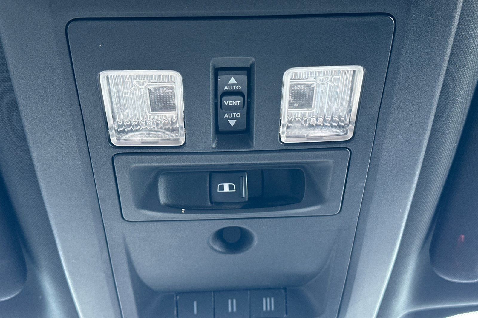 Used 2017 RAM 1500 Limited image 22