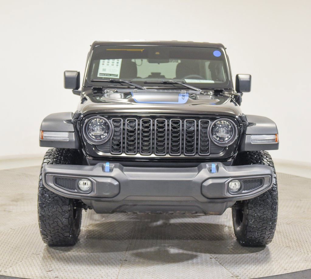 Used 2024 Jeep Wrangler Unlimited Rubicon 4xe image 3