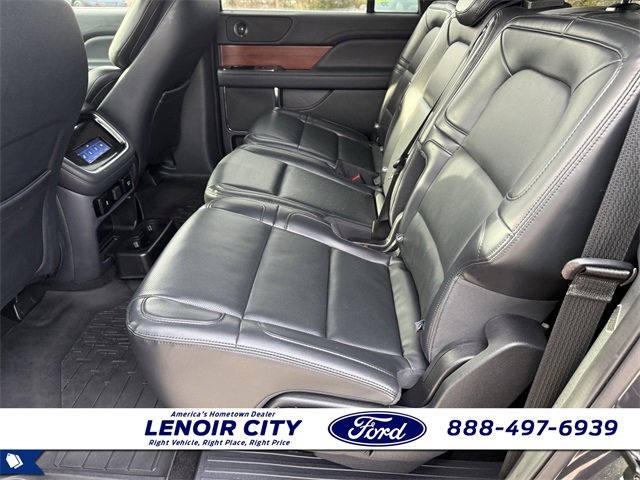 Used 2022 Lincoln Navigator L 2WD image 11