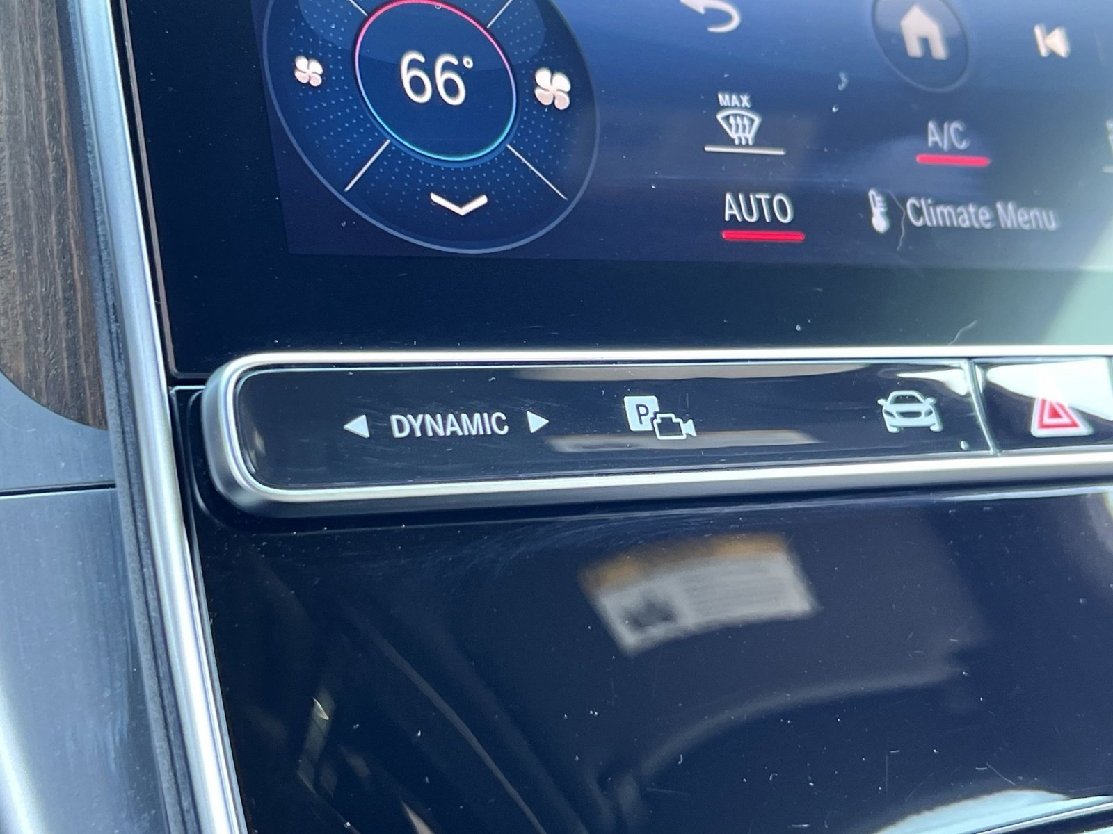 Used 2024 Mercedes-Benz C 300 4MATIC Sedan image 32