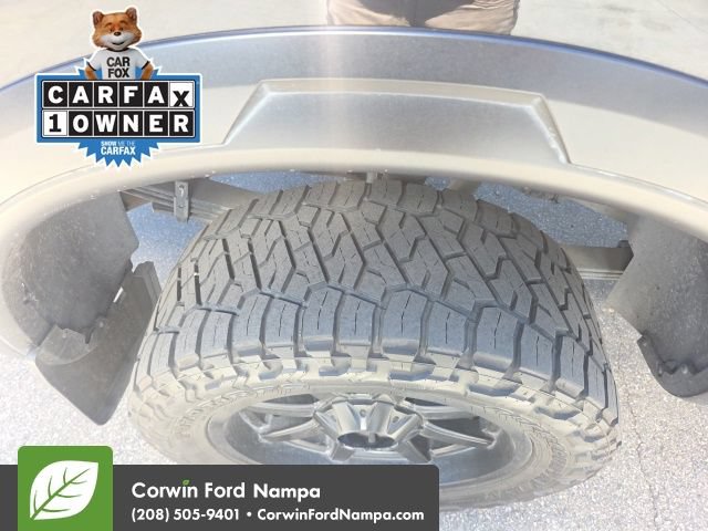 Used 2021 Nissan Titan PRO-4X w/ Pro-4x Convenience Package AWD/4WD image 4